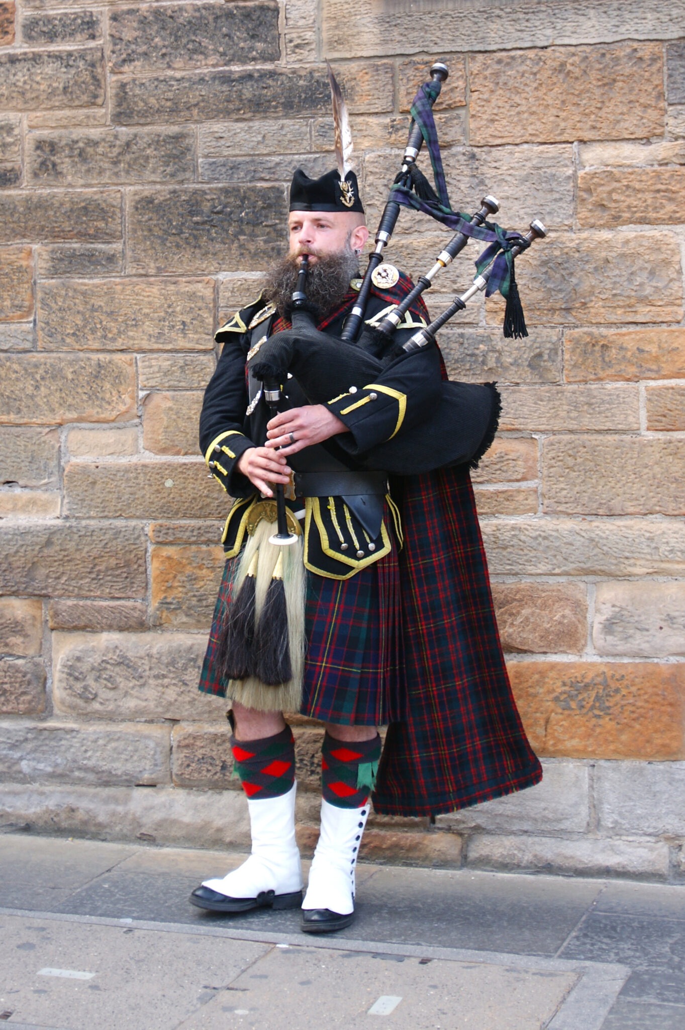 Joueur de cornemuse écossaise en habit de cérémonie